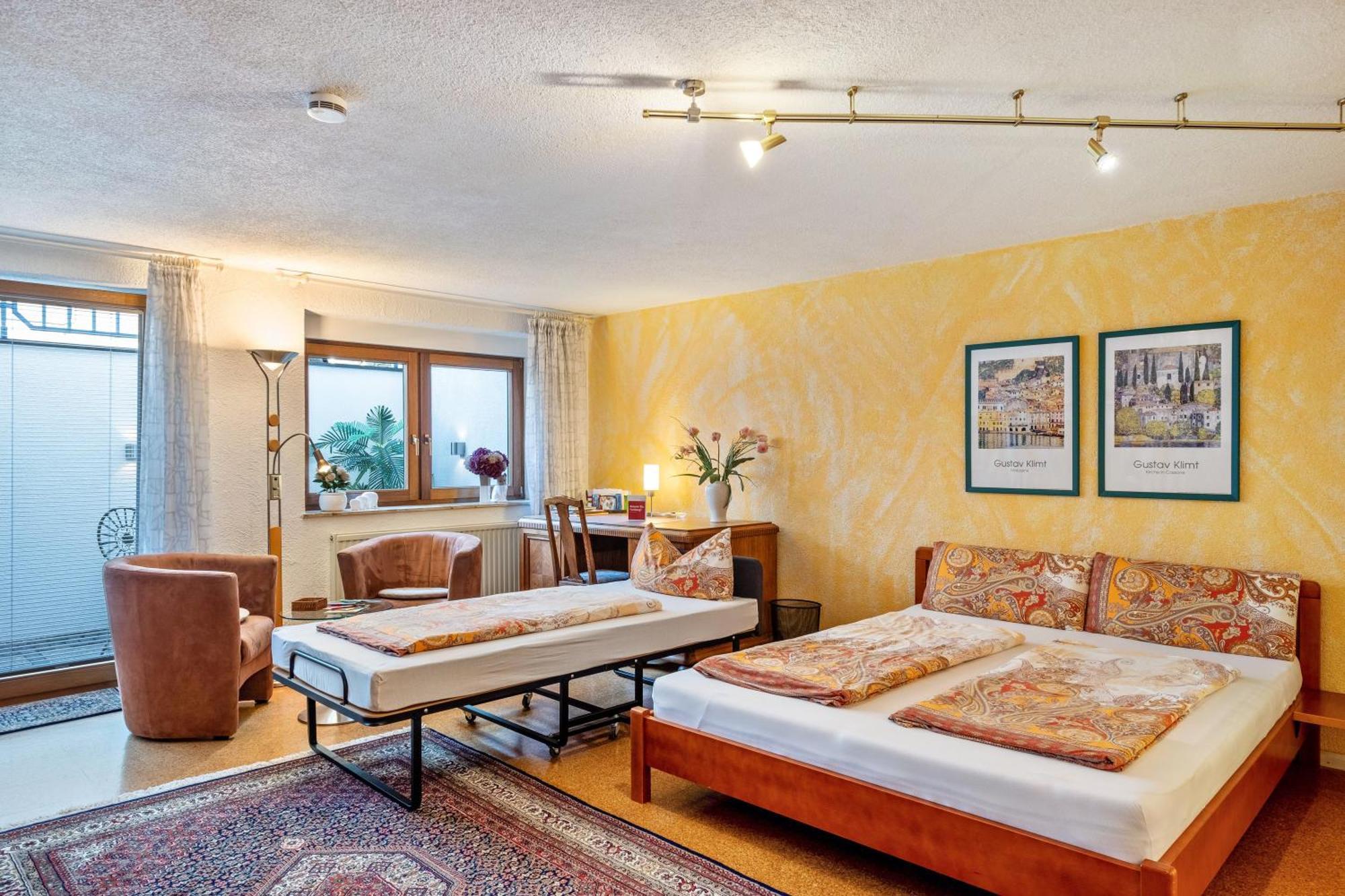 Ferienwohnung Bei Franka Mit Sauna Freiburg im Breisgau Dış mekan fotoğraf