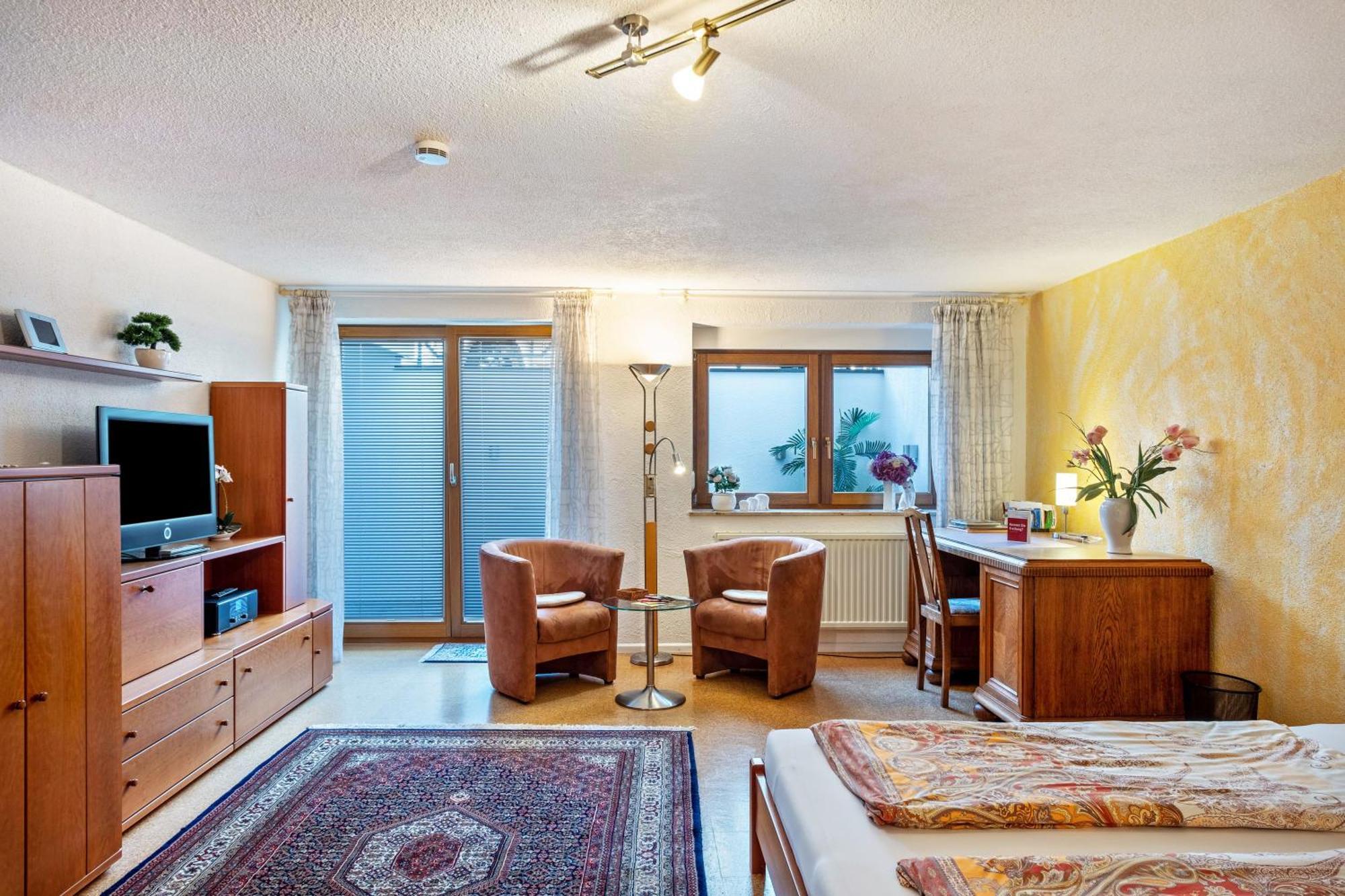 Ferienwohnung Bei Franka Mit Sauna Freiburg im Breisgau Dış mekan fotoğraf